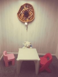 Toddlers Play Table & 3-Chairs