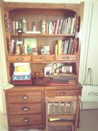 Matching Hutch Desk and Chair