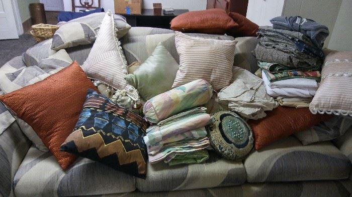 Throw Pillows, and Linens