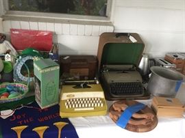 TWO OLD MANUEL TYPEWRITERS