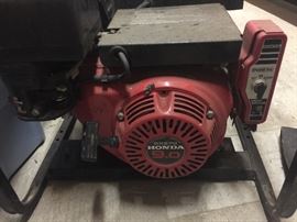 MASTER GENERATOR WITH 9HP ELECTRIC START HONDA MOTOR