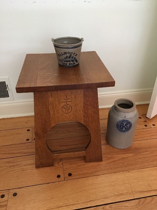 Small arts and craft STICKLEY Table