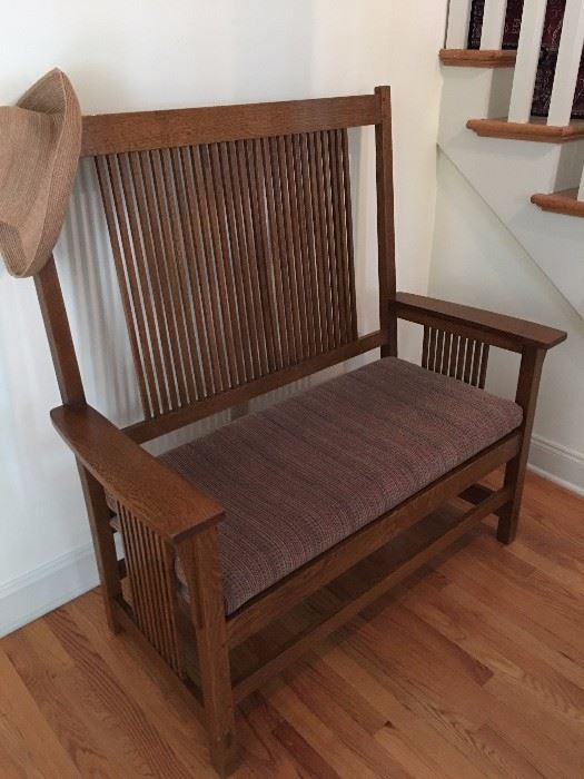 Stickley Bench ! Mint condition