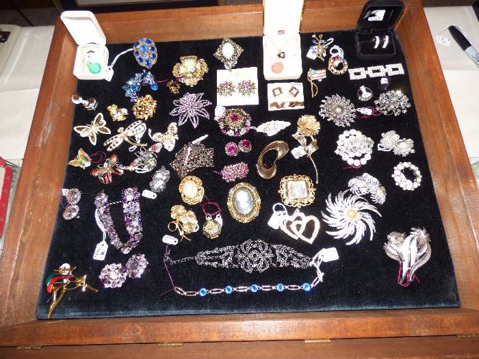 Costume jewelry (some signed)