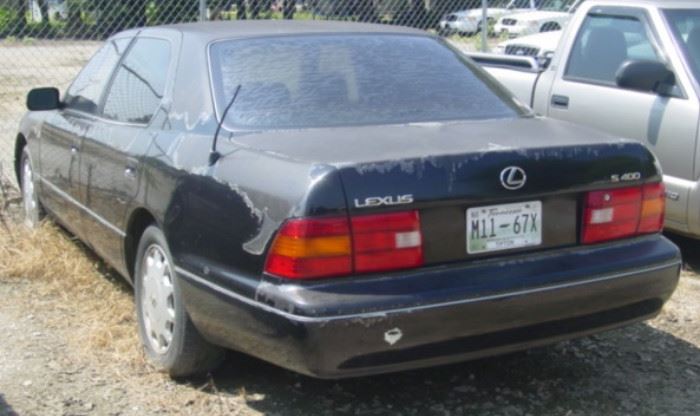 Another View Of 1996 Lexus LS400