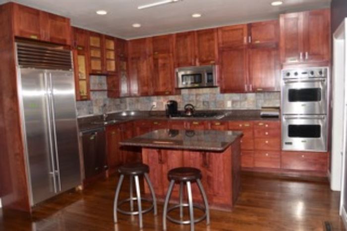 Quality, Solid Wood Kitchen Cabinets