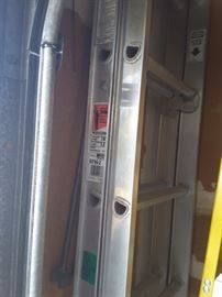 Tall Metal Ladder, total length 16', total working length is 13'. Extension ladder.