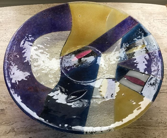 Signed art glass centerpiece bowl