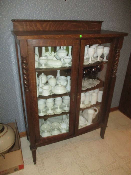 1920's China cabinet 