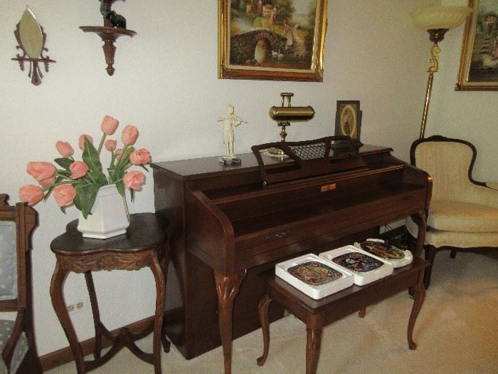 Shesney and Sons piano