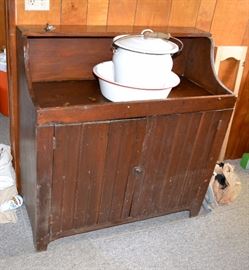 Very nice primitive dry sink