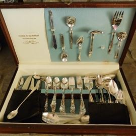 Reed and Barton silver plate flatware set in great shape