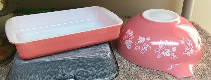 LARGE PYREX BOWL, AND EARLY PYREX PINK CASSEROLE REFRIGERATOR BOWL