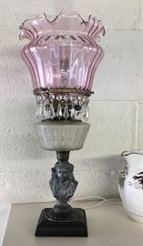 EXCELLENT FIGURAL ANTIQUE AMETHYST/CRANBERRY GLASS SHADE OIL LAMP PROPERLY ELECTRIFIED
