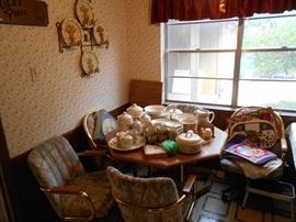 dining set with 5 chairs