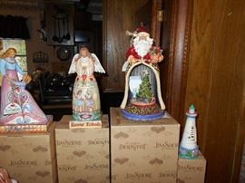 Jim shore  Heartwood creek