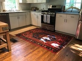 Beautiful Persian rug - dimensions will be listed on underside of rug.