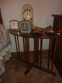 Mid century table - excellent condition, vintage clocks