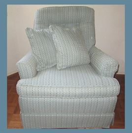 Comfy Swivel Chair  
