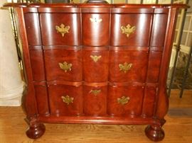 Sun Room:  This chest was placed in the sun room to make it easier for you to move upon purchase.  It has three drawers and a scalloped top chest and was made by WRIGHT TABLE CO.  It measures 36" wide x 21" deep x 32" tall.