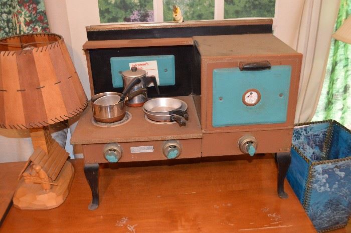Salesman's Sample Stove- NOT A TOY