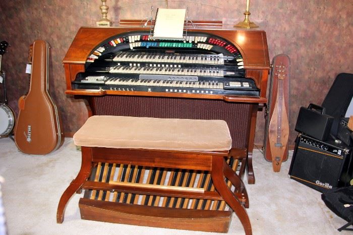 Conn Theater Organ Model 653
