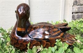 Beautifully lacquered duck with hidden storage