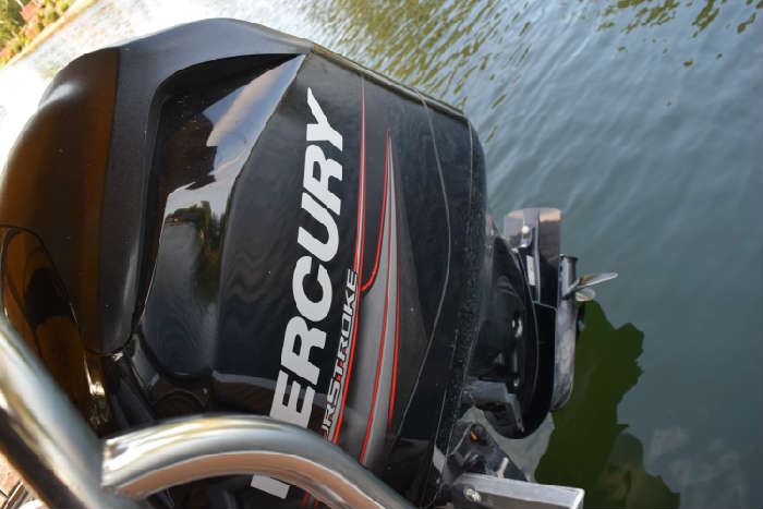Mercury  2014 Motor with boat