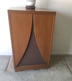 2 CORAL SPEAKERS 12TX-1