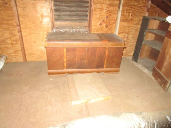 Lane Cedar chest
