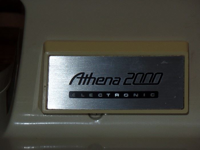 Singer Athena 2000 sewing machine