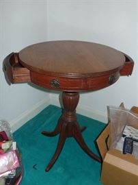 Vintage Mahogany pedestal Drum Table w/2 side drawers