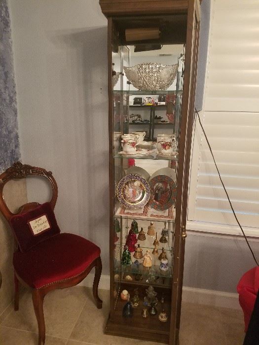 Lighted Curio Cabinet (Matching pair)