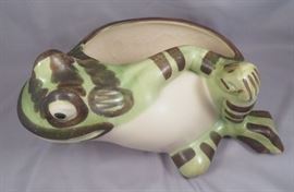 Brush McCoy Art Pottery Bull Frog Planter
