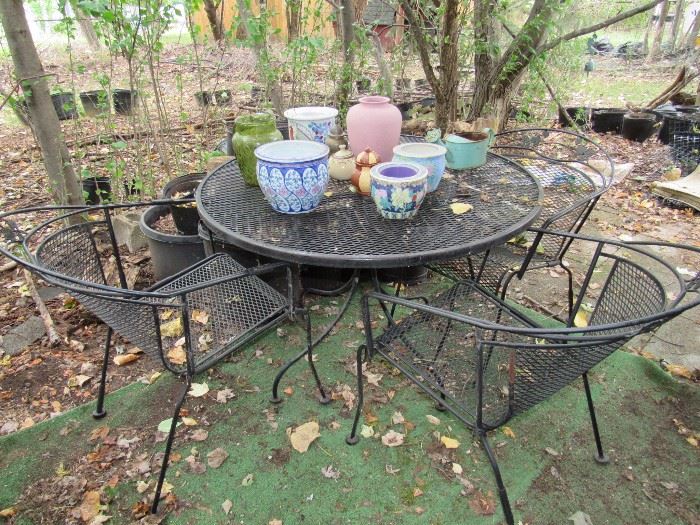 Wrought Iron Patio Tables and Chairs