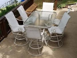 patio table and chairs