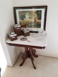 MARBLE TOP ACCENT TABLE 