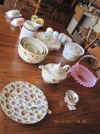 Jewel Tea Autumn Leaf Bowls and Aladdin Teapot, Fenton pink bowl with crimped edges