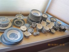 Currier and Ives Vintage Dinnerware