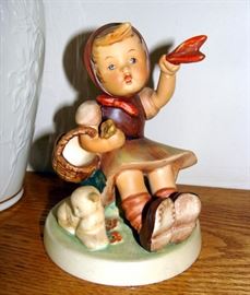 1940's 1950's Hummel Figurine "Farewell"