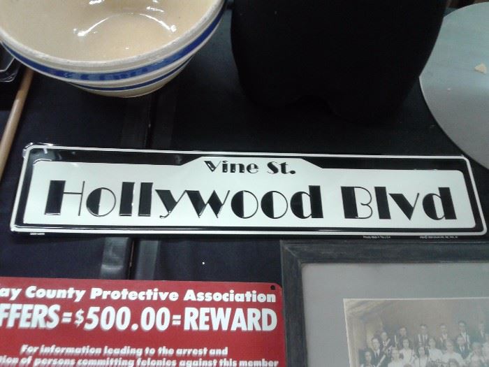 Hollywood Blvd Sign 