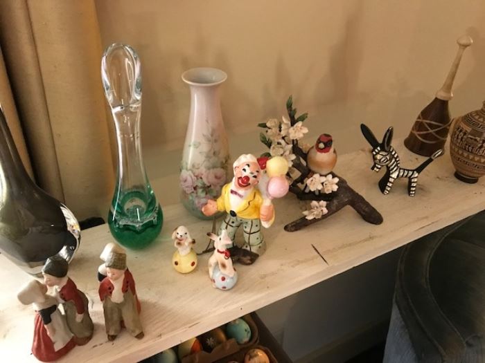 Vintage Dutch kissing figures, signed orrefors glass, vintage clown with 2 dogs, and much more.