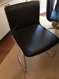 6 Modern Chrome & Black Dining Chairs (23’’ x 23’’ x 33’’)