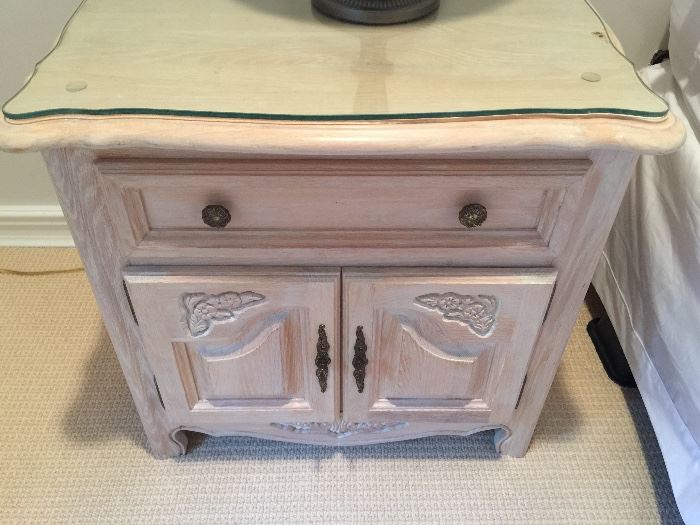 Pair of French Blonde Washed Nightstands (26’’ x 20’’ x 25’’)