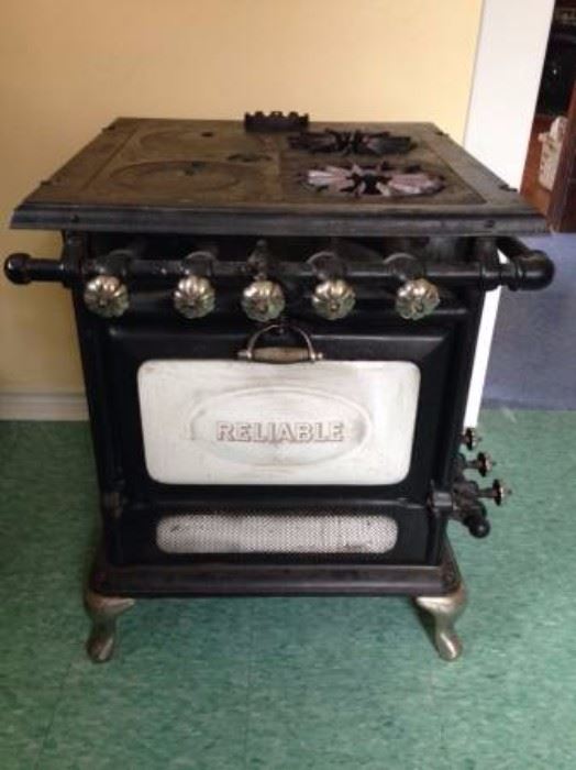 1914 working Reliable Gas Stove!