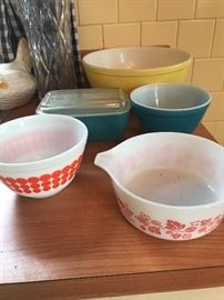 Great Pyrex!