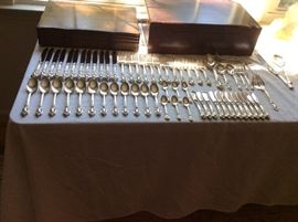 Lunt Eloquence Sterling Flatware - complete service for 12, 93 pieces