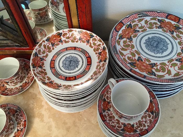 • 'Peony' China by Goerges Briard.. great for entertaining and TONS of pieces!