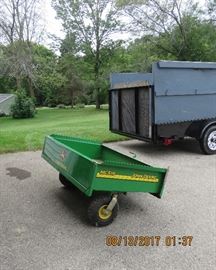 John Deere lawn cart, MC519