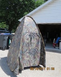 Deer stand tent